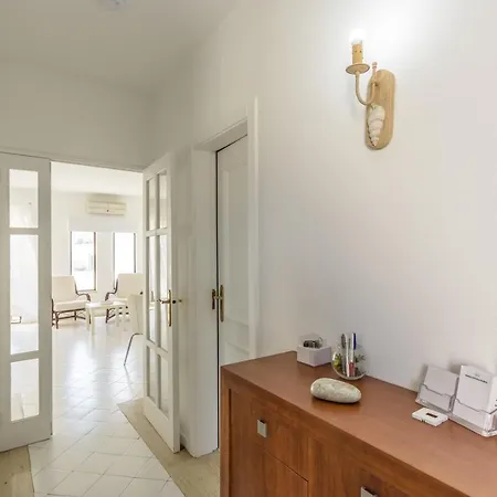 Apartamento Telhas Verdes Apartment *
